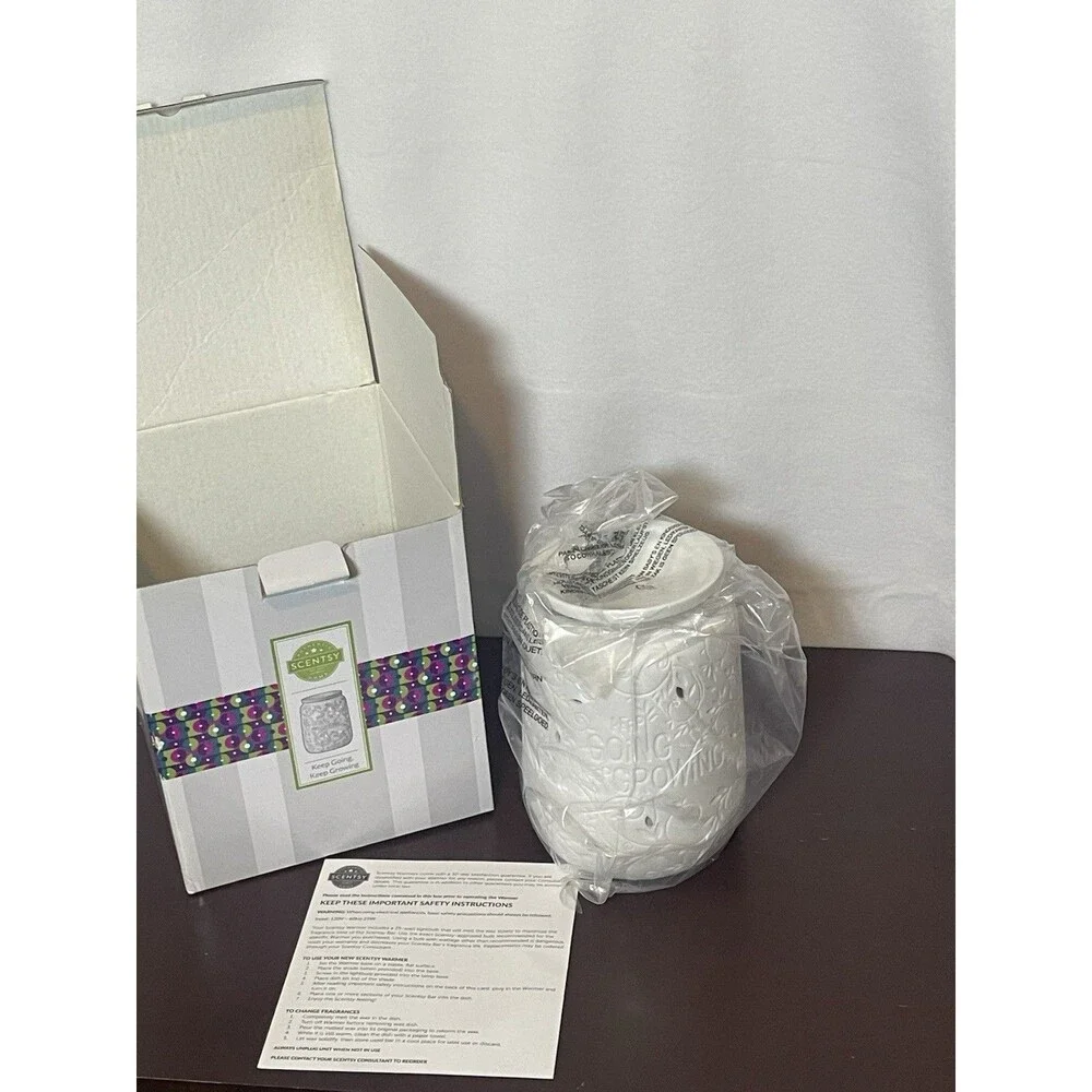 Scentsy Keep Going, Keep Growing Electric Ceramic Oil/Wax Warmer Plug-In White